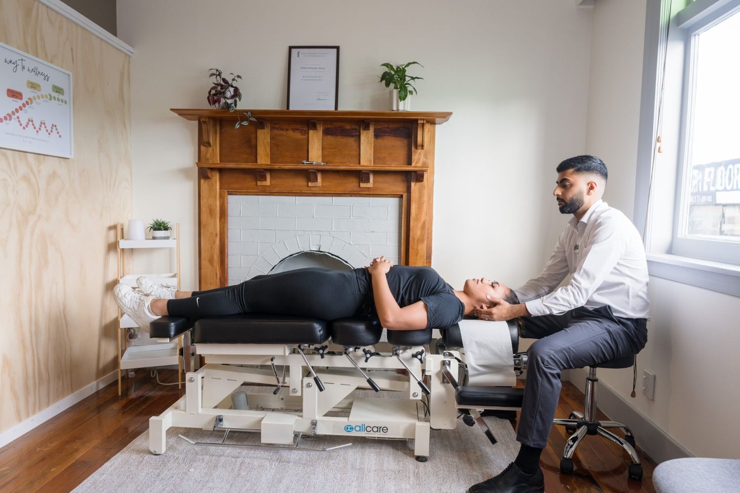 Clean and professional chiropractic treatment room in Mt. Eden